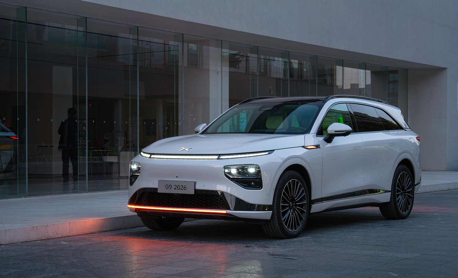2026 XPENG G9 AWD Export Guide: 800V 5C Charging, Turing AI Chip Specs, FOB Guangzhou Pricing & Landed Cost