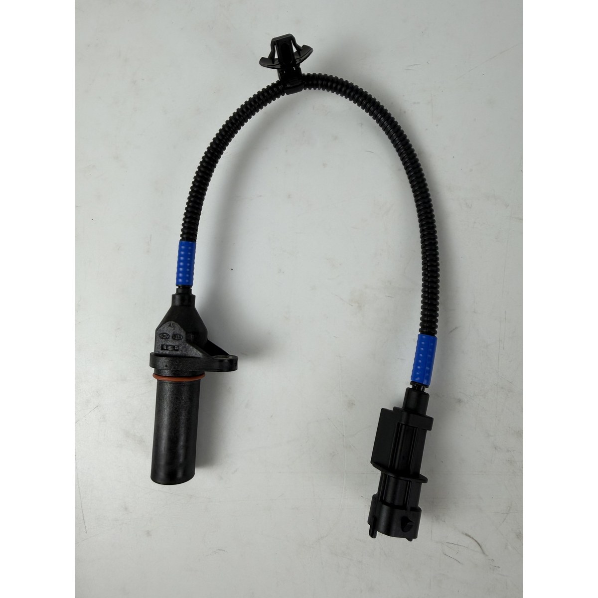 OE 39180-2F600 SENSOR-CRANKSHAFT POSITION for Kia — wholesale export from KingMay Auto Parts