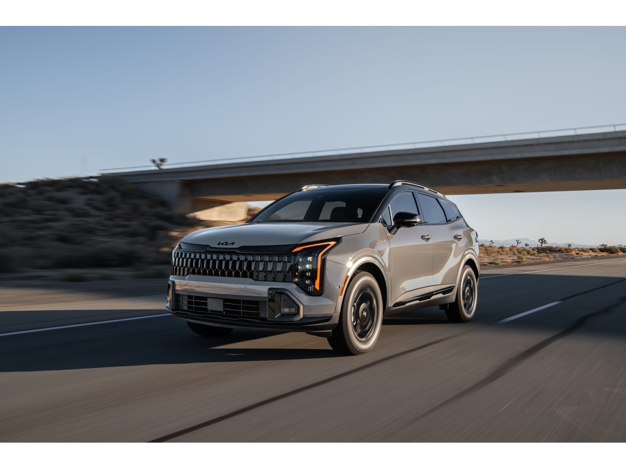 Kia Sportage 2.0L AT — 7 Million Units Sold Worldwide, Now $10,000 FOB